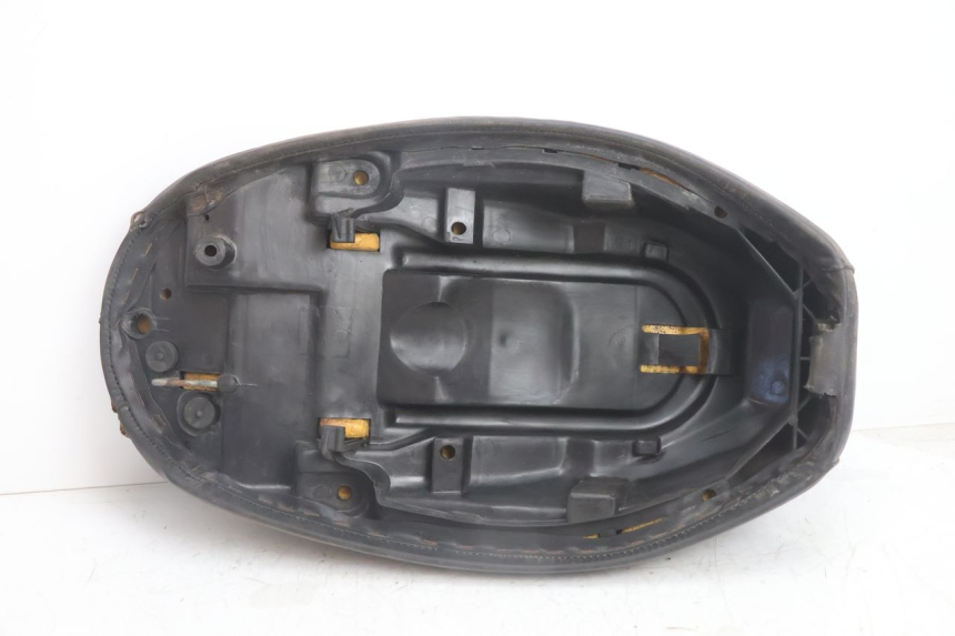 photo de SELLE PEUGEOT BUXY 50 (1993 - 1998) - Weitere Ansicht des Artikels