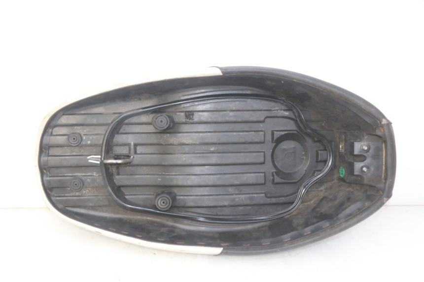 photo de SITZBANK YAMAHA BW'S EASY 50 (2013 - 2016) - Oberflächenzustand und Material