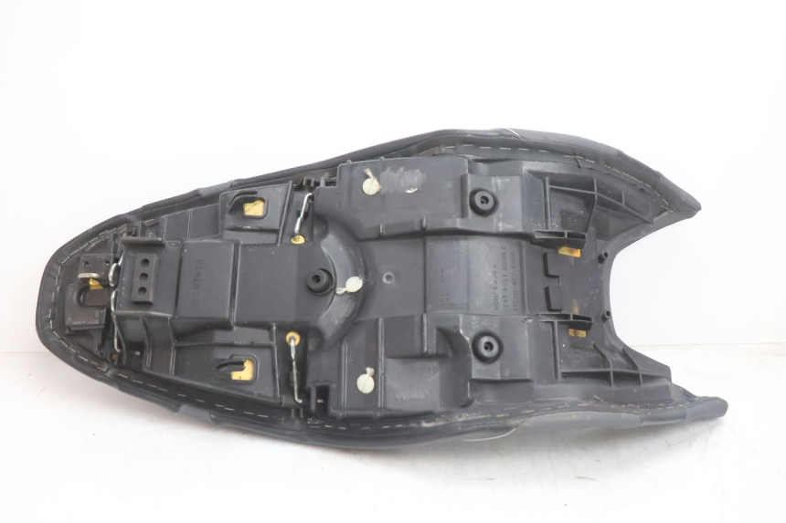 photo de SITZ HONDA CB F HORNET 600 (2005 - 2006) - Zoom auf Komponenten