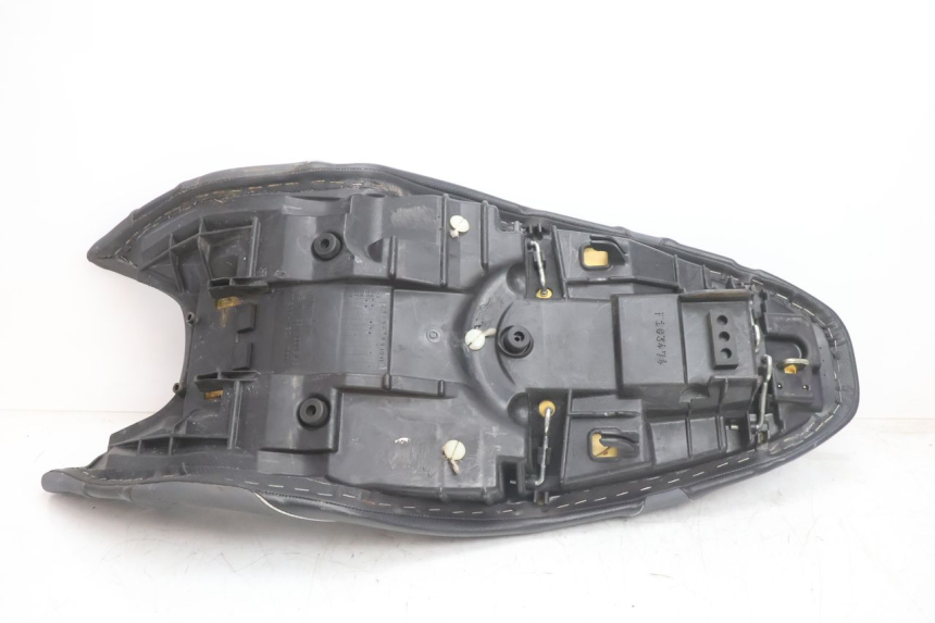 photo de SITZ HONDA CB F HORNET 600 (2005 - 2006) - Hochauflösende Nahaufnahme