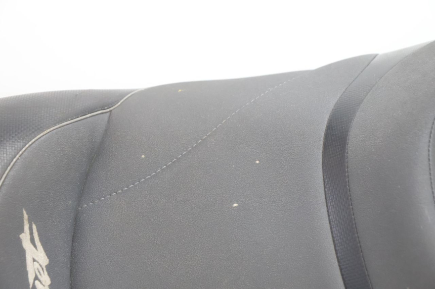 photo de SITZ HONDA CB F HORNET 600 (2005 - 2006) - Technische Nahaufnahme