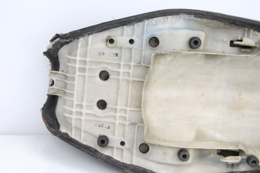 photo de SITZ HONDA CBR F SC21 1000 (1986 - 1992) - Zoom auf Komponenten