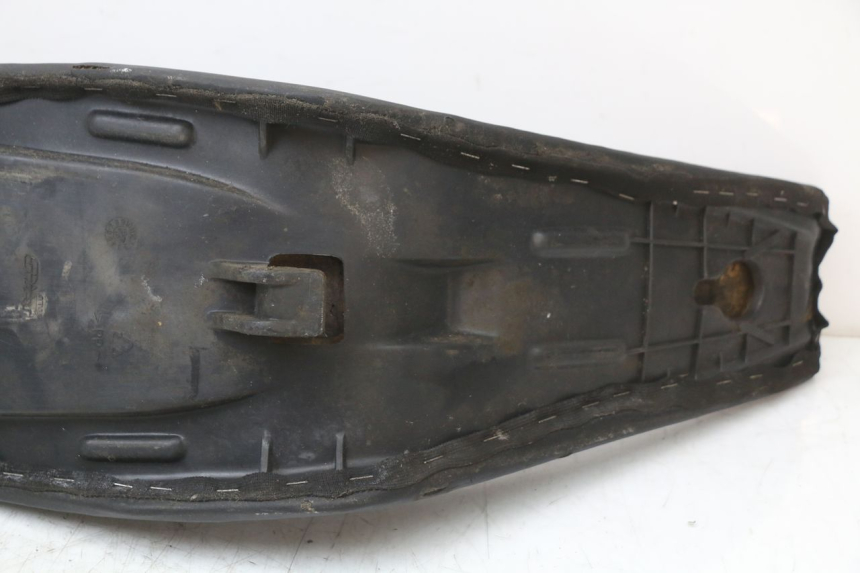 photo de SITZ SHERCO CITY CORP 125 (2003 - 2007) - Details der Befestigungspunkte