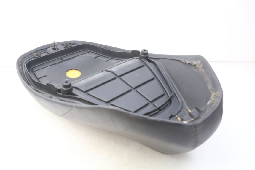 photo de SITZBANK SYM CITYCOM CITY COM 125 (2009 - 2014) - Details der Befestigungspunkte