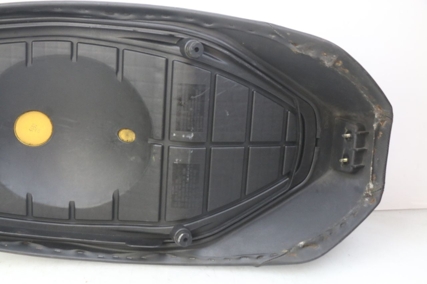 photo de SITZBANK SYM CITYCOM CITY COM 125 (2009 - 2014) - Kennzeichnungen und Originalreferenzen