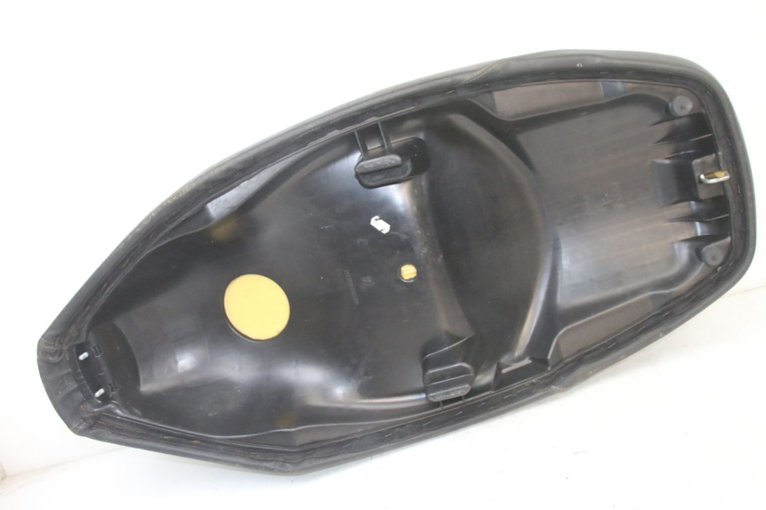 photo de SELLE PEUGEOT CITYSTAR 125 (2011 - 2017) - Geprüftes Gebrauchtteil