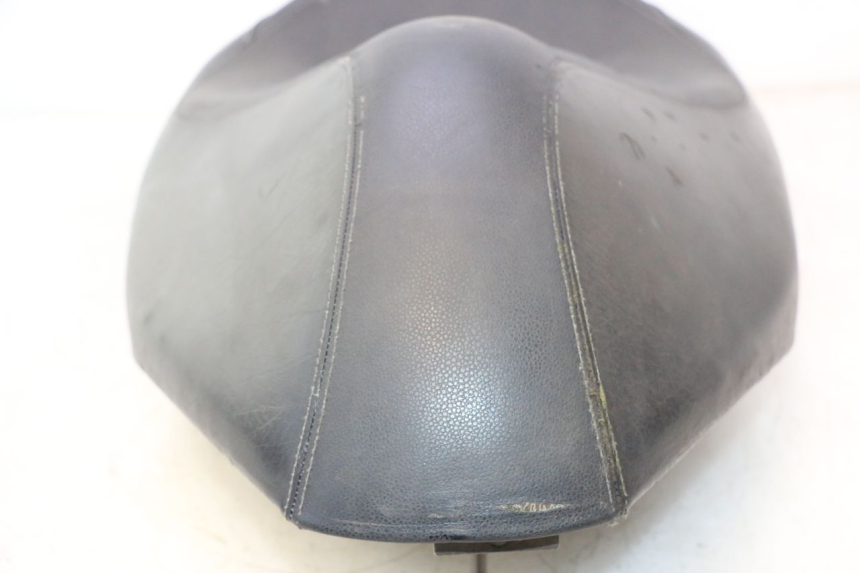 photo de SELLE PEUGEOT CITYSTAR 125 (2011 - 2017) - Detailansicht des Bauteils