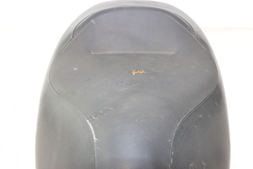 photo de SELLE PEUGEOT CITYSTAR 125 (2011 - 2017) - Zoom auf Komponenten
