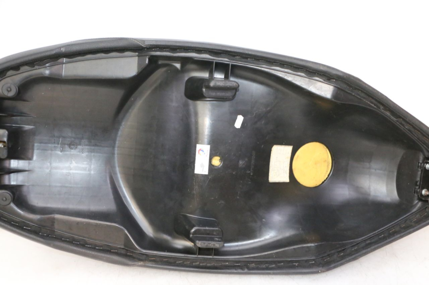 photo de SITZBANK PEUGEOT CITYSTAR 50 (2013 - 2017) - Weitere Ansicht des Artikels