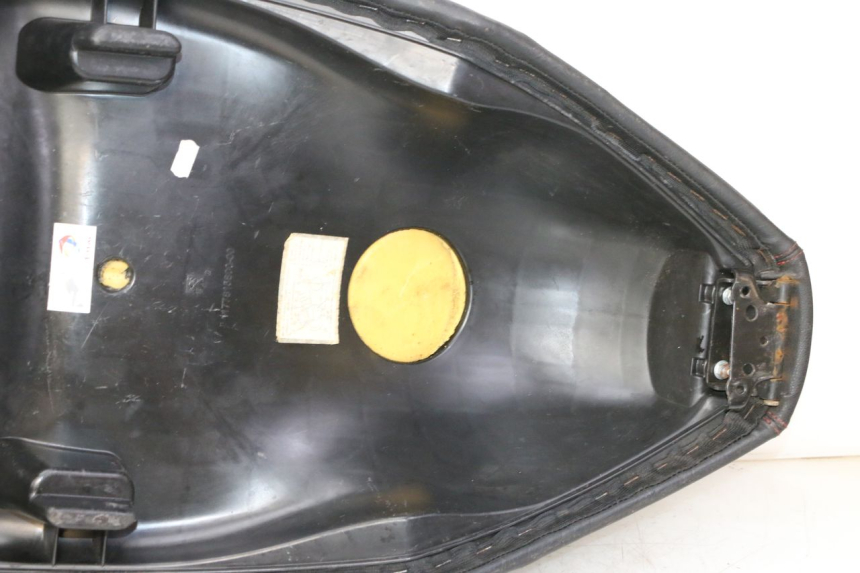 photo de SITZBANK PEUGEOT CITYSTAR 50 (2013 - 2017) - Charakteristische Merkmale