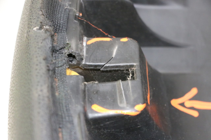 photo de SITZBANK PEUGEOT CITYSTAR 50 (2013 - 2017) - Zoom auf Gebrauchszustand