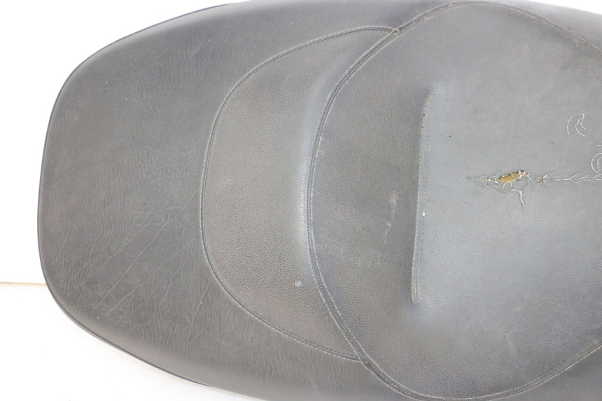 photo de SITZBANK PEUGEOT CITYSTAR 50 (2013 - 2017) - Detailansicht des Bauteils