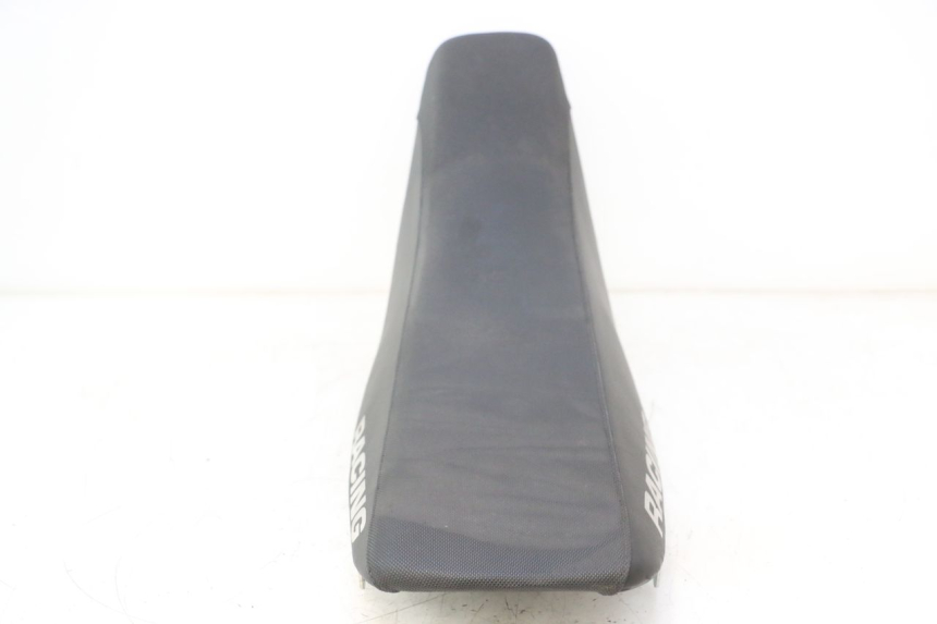 photo de SITZ HM HONDA CRM DERAPAGE RR 50 (2006 - 2017) - Charakteristische Merkmale