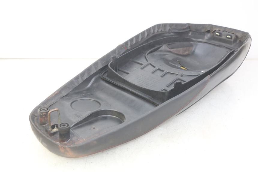 photo de SITZBANK SYM CROX 4T 50 (2016 - 2023) - Hochauflösende Nahaufnahme