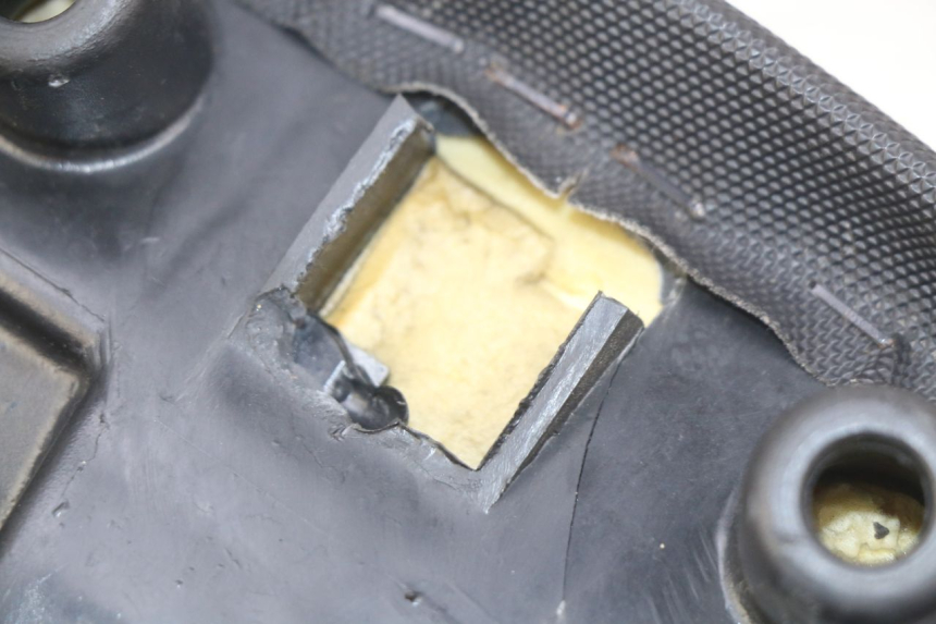 photo de SITZBANK SYM CROX 4T 50 (2016 - 2023) - Detailansicht des Bauteils