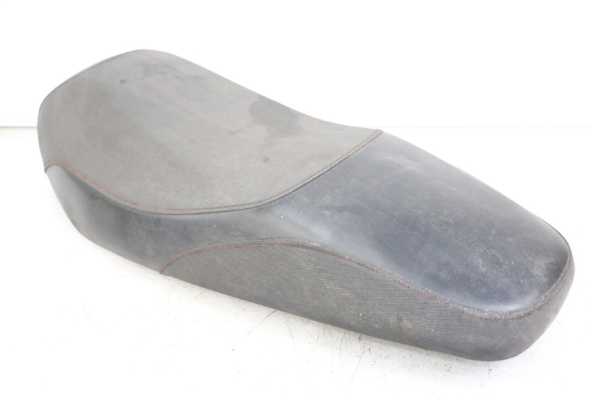 photo de SITZBANK SYM CROX 4T 50 (2016 - 2023) - Details der Befestigungspunkte