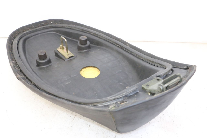 photo de SITZ DAELIM BESBI 125 (2007 - 2008) - Details der Befestigungspunkte