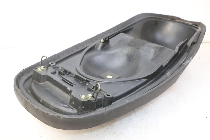 photo de SITZBANK KYMCO DINK STREET 125 (2009 - 2014) - Kennzeichnungen und Originalreferenzen