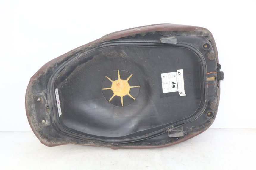 photo de SITZBANK PEUGEOT DJANGO 4T 50 (2014 - 2019) - Charakteristische Merkmale