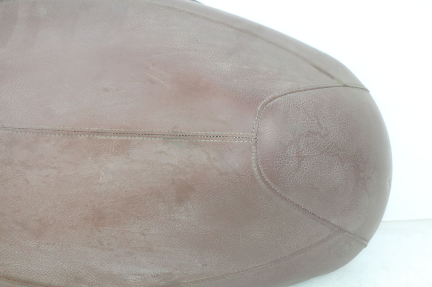 photo de SITZBANK PEUGEOT DJANGO 4T 50 (2014 - 2019) - Alternativer Blickwinkel