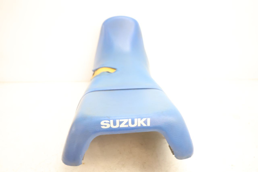 photo de SITZ SUZUKI DR S 600 (1985 - 1989) - Geprüftes Gebrauchtteil