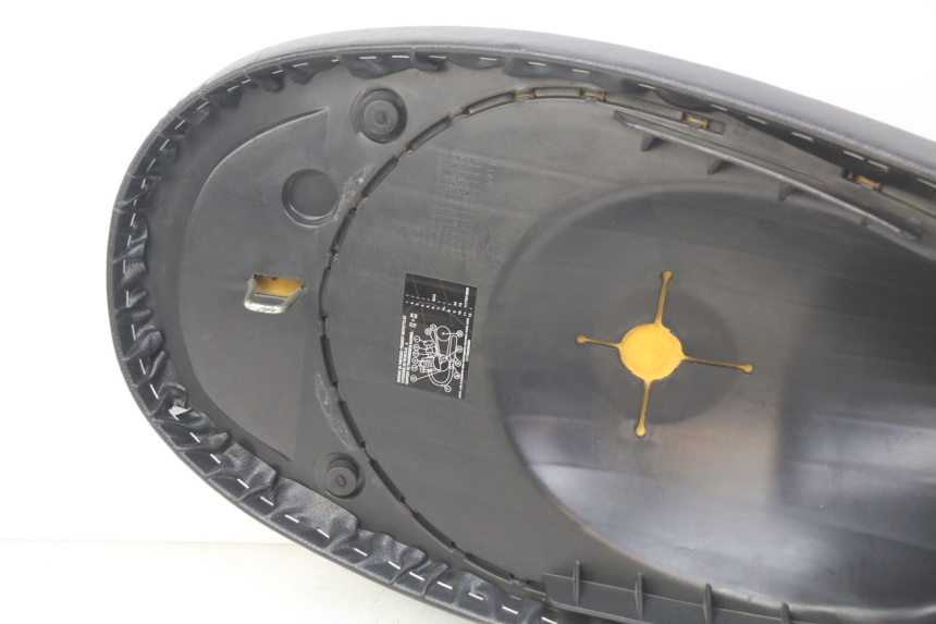 photo de SITZBANK PEUGEOT E-VIVACITY 1 (2012 - 2018) - Weitere Ansicht des Artikels