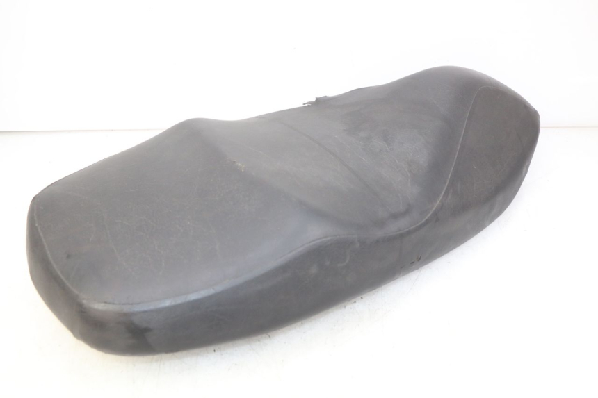 photo de SELLE PEUGEOT ELYSEO 125 (1999 - 2004) - Zoom auf Gebrauchszustand