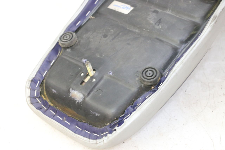 photo de SITZ APRILIA ETX 125 (1998 - 2002) - Technische Nahaufnahme