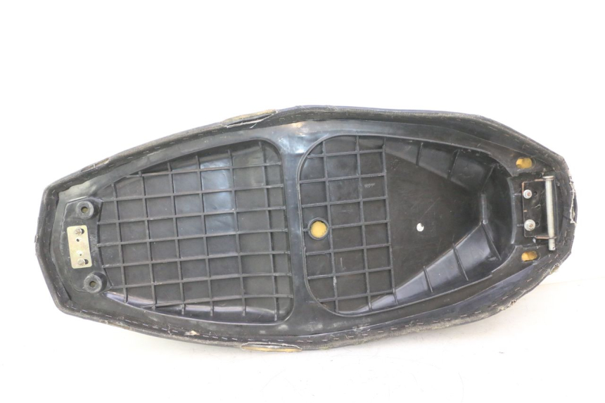 photo de SITZ JM MOTORS F45i 4T 50 (2020 - 2023) - Oberflächenzustand und Material