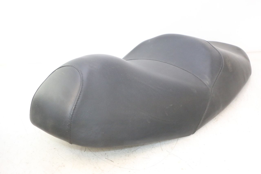 photo de SITZBANK HONDA FES PANTHEON 2T 125 (1998 - 2002) - Detaillierte Sichtprüfung
