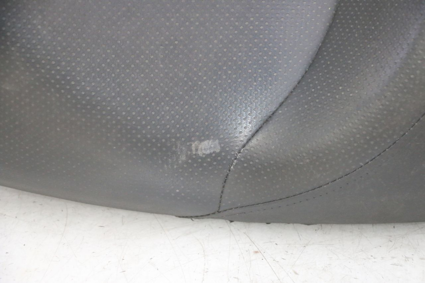 photo de SELLE HONDA FES S-WING SWING ABS 125 (2007 - 2015) - Technische Nahaufnahme