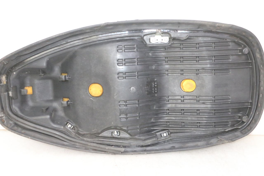 photo de SELLE HONDA FES S-WING SWING ABS 125 (2007 - 2015) - Gesamtansicht des Produkts