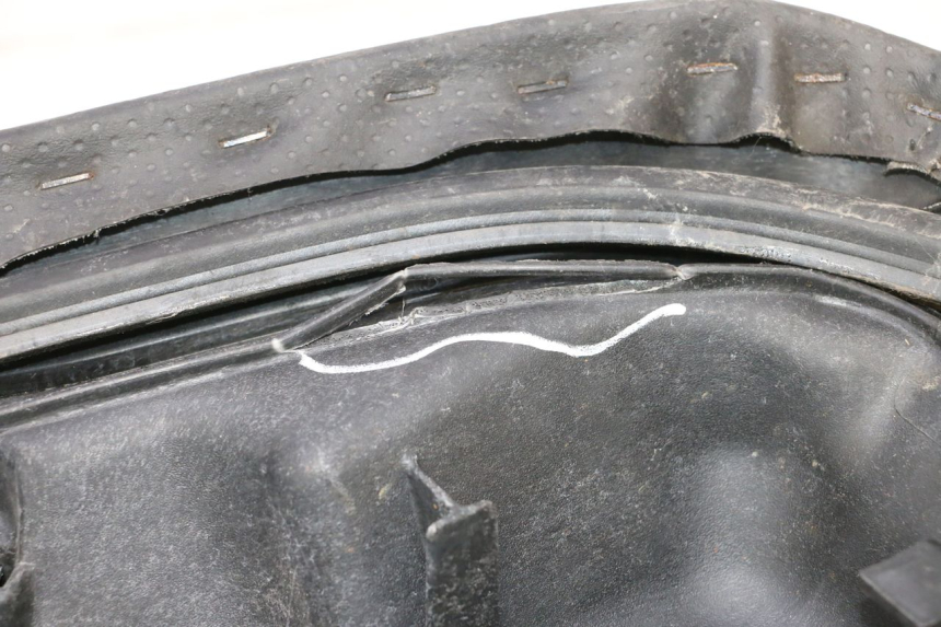 photo de SELLE HONDA FES S-WING SWING ABS 125 (2007 - 2015) - Detaillierte Sichtprüfung