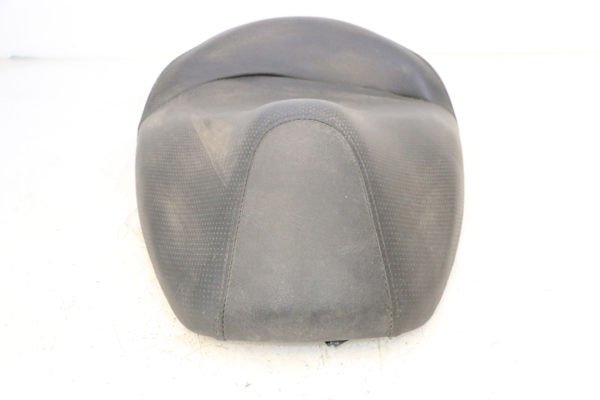 photo de SELLE HONDA FES S-WING SWING ABS 125 (2007 - 2015) - Details der Befestigungspunkte