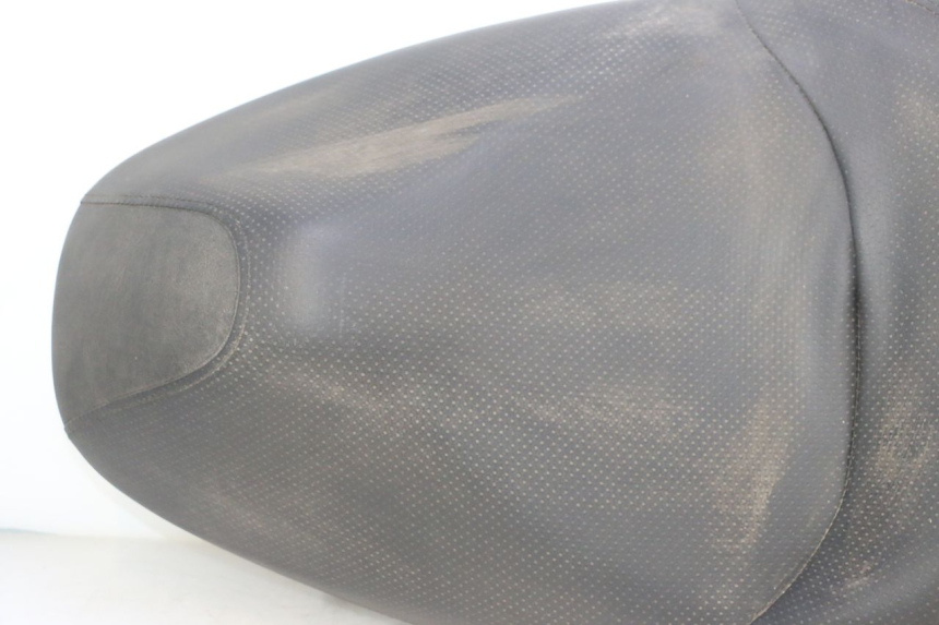 photo de SELLE HONDA FES S-WING SWING ABS 125 (2007 - 2015) - Kennzeichnungen und Originalreferenzen