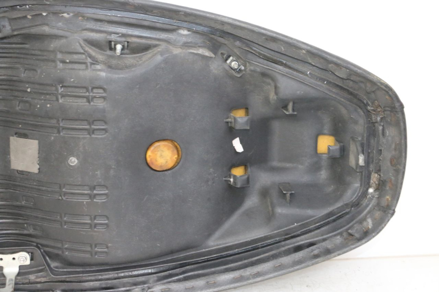 photo de SITZ HONDA FES S-WING SWING 125 (2007 - 2015) - Ergänzendes Produktfoto