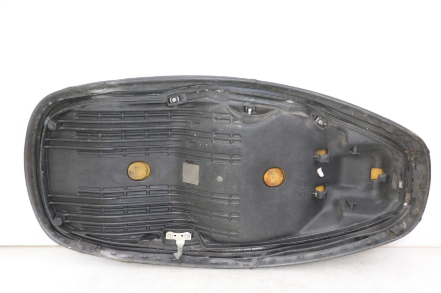 photo de SITZ HONDA FES S-WING SWING 125 (2007 - 2015) - Detaillierte Sichtprüfung