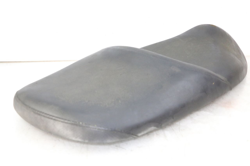 photo de SITZ HONDA FES S-WING SWING 125 (2007 - 2015) - Details der Befestigungspunkte