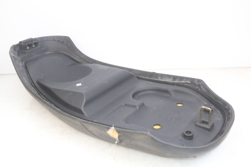 photo de SITZBANK SYM FIDDLE 3 III 125 (2014 - 2020) - Zoom auf Gebrauchszustand