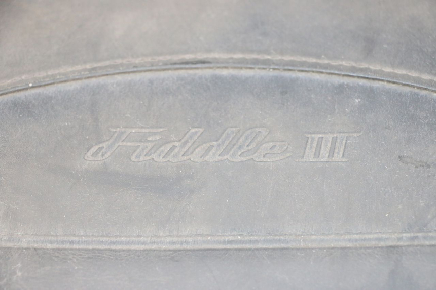 photo de SITZBANK SYM FIDDLE 3 III 125 (2014 - 2020) - Zoom auf Gebrauchszustand