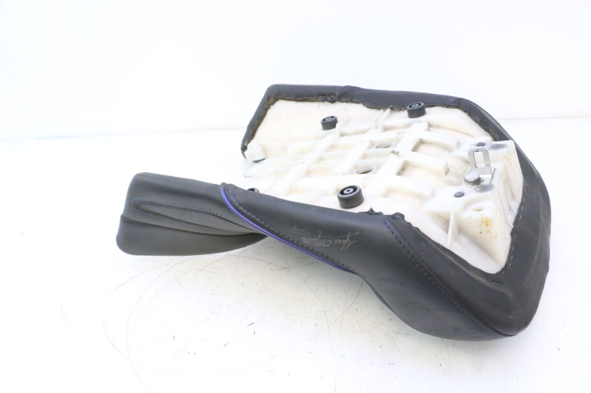 photo de SITZ YAMAHA FJR 1300 (2001 - 2005) - Detaillierte Sichtprüfung