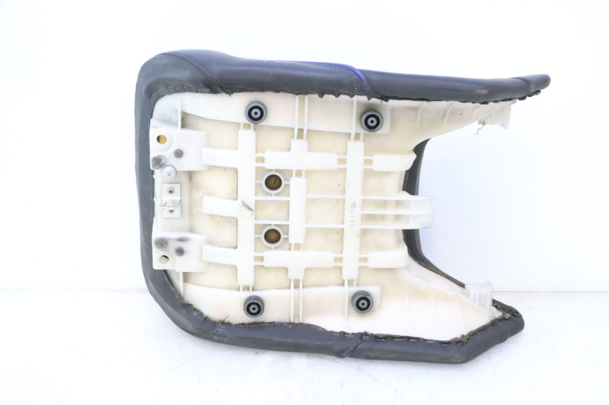 photo de SITZ YAMAHA FJR 1300 (2001 - 2005) - Alternativer Blickwinkel