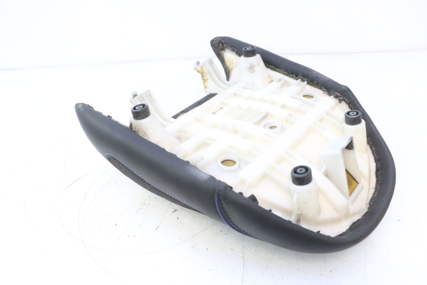 photo de SITZ YAMAHA FJR 1300 (2001 - 2005) - Zoom auf Gebrauchszustand