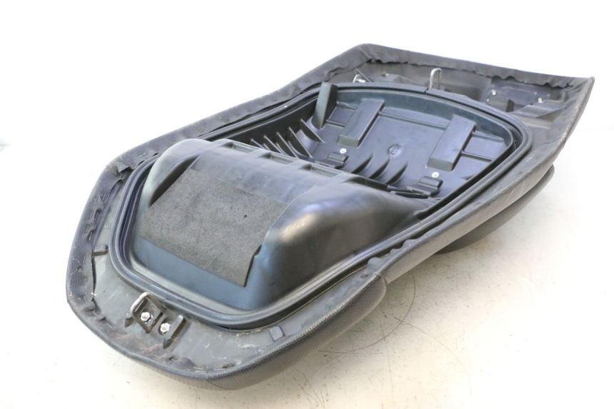 photo de SITZ HONDA FJS SILVER WING SILVERWING 400 (2005 - 2008) - Technische Nahaufnahme