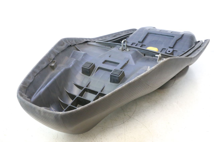 photo de SITZ HONDA FJS SILVER WING SILVERWING 400 (2005 - 2008) - Oberflächenzustand und Material