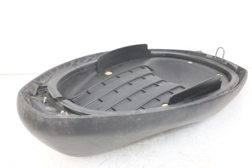 photo de SITZBANK MBK FLAME X 125 (2004 - 2007) - Technische Nahaufnahme