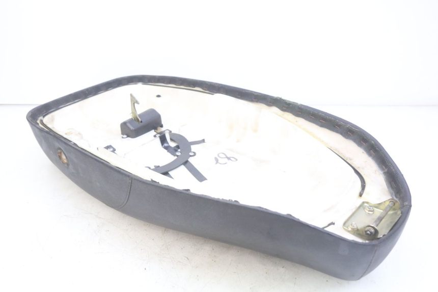 photo de SITZBANK KREIDLER FLORY CLASSIC 4T 50 (2013 - 2023) - Kennzeichnungen und Originalreferenzen