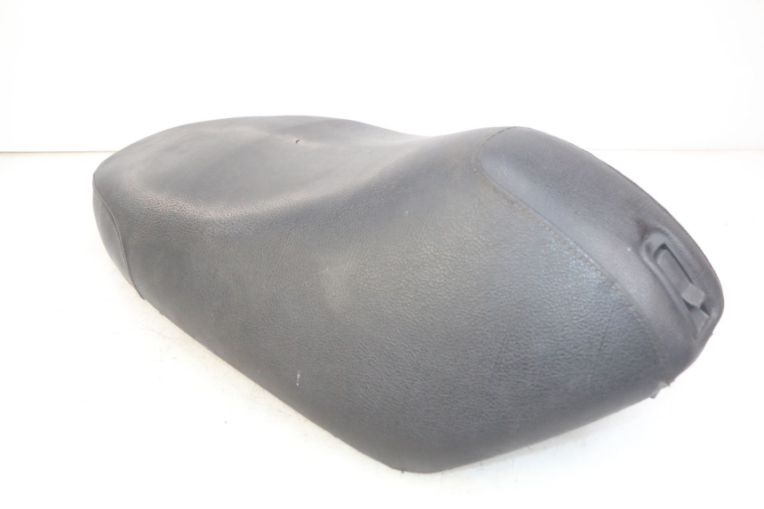 photo de SITZBANK PIAGGIO FLY 4T 50 (2013 - 2017) - Alternative Perspektive