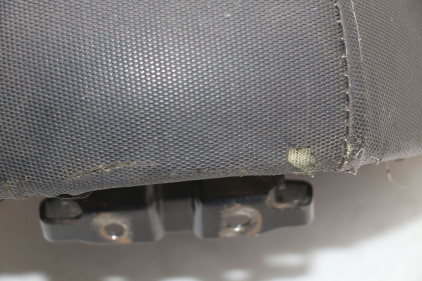 photo de SITZ PIAGGIO FLY 4T 50 (2004 - 2010) - Charakteristische Merkmale