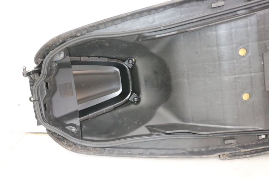 photo de SITZ HONDA FORZA ABS 300 (2013 - 2017) - Gesamtansicht des Produkts